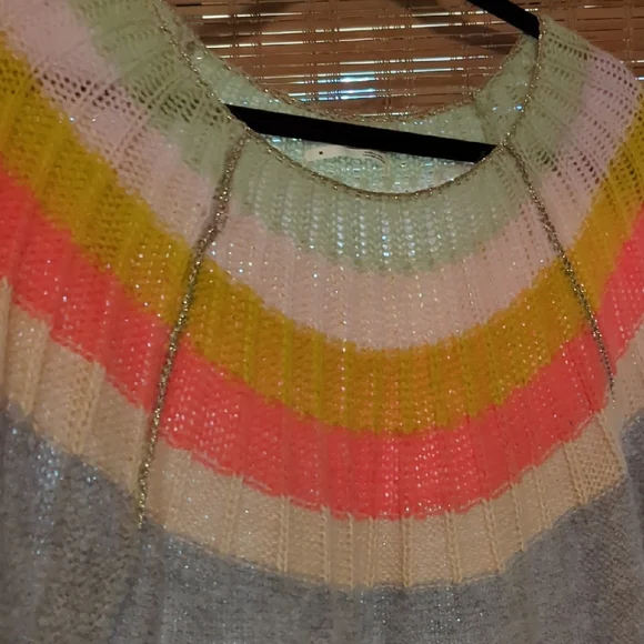 Anthropologie Gray and Pink Crew Neck Sweater with Color-Block Design - Picture 2 of 3